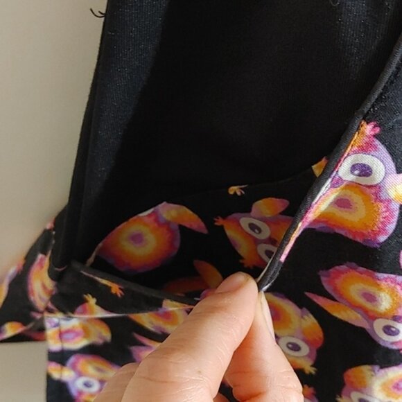 White Cross Small nurse scrubs top shirt short sleeve black orange owl S… - Picture 4 of 8